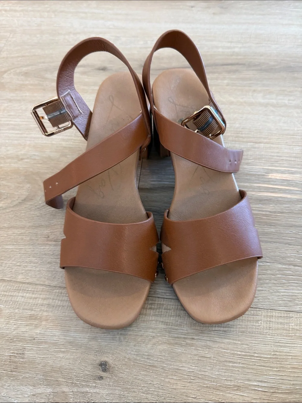 Women's Tan Faux-Leather Studded Block Heel Sandals